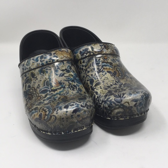 dansko blue paisley